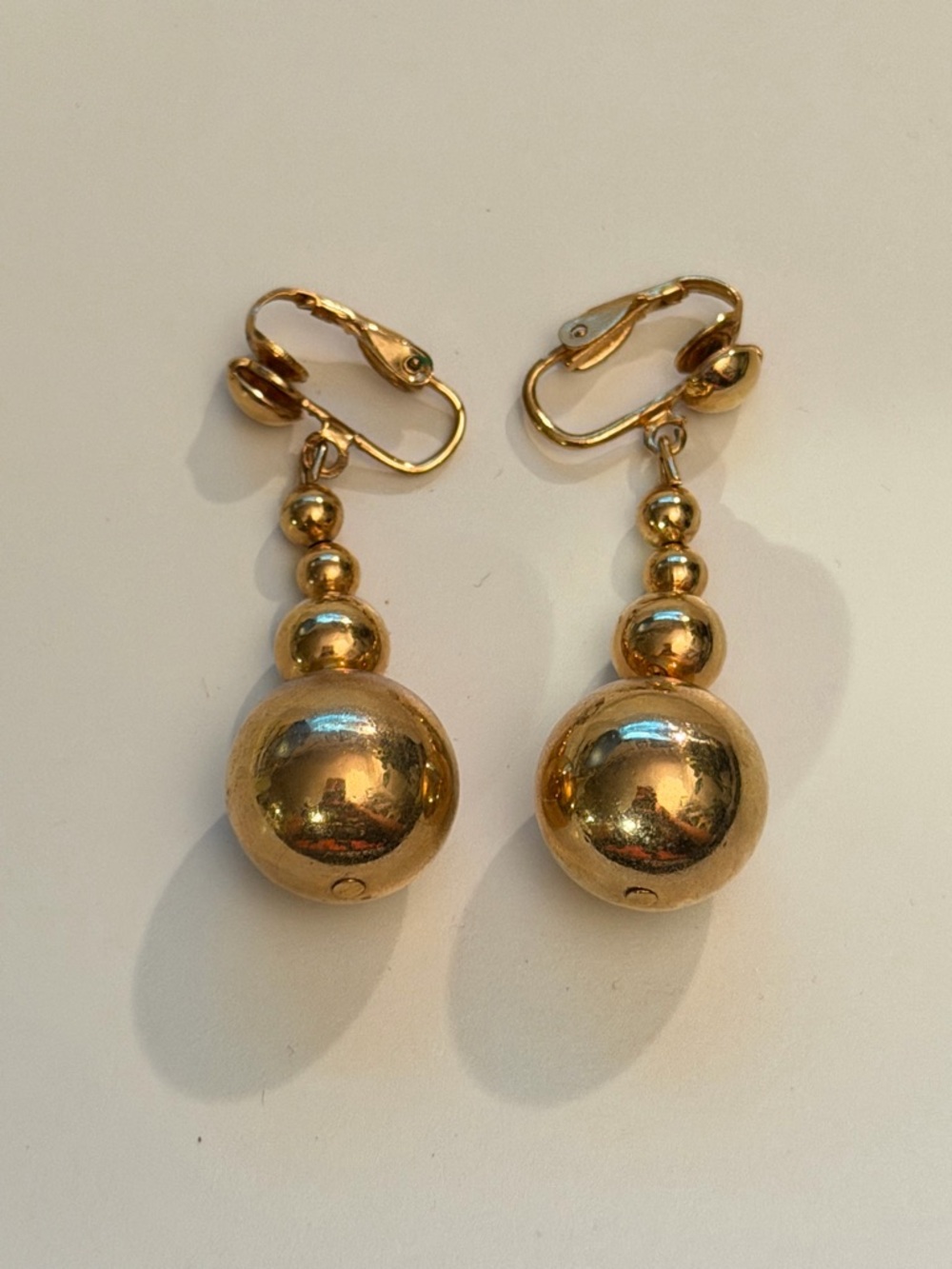 Vintage gold tone clip on earrings